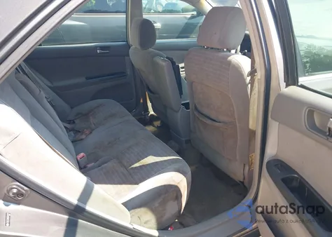 2005 Toyota Camry Std z USA, uszkodzony, nr VIN 4T1BE32K05U515277